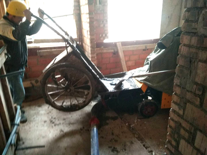 10月20日宿州二次結(jié)構(gòu)柱輸送泵廠家合作華城建設(shè)天權(quán)星居項(xiàng)目 10月20日宿州二次結(jié)構(gòu)柱輸送泵廠家合作華城建設(shè)天權(quán)星居項(xiàng)目