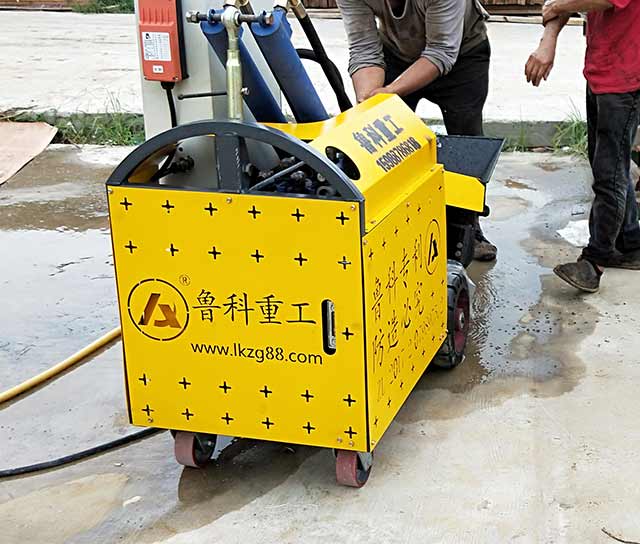 新型二次構造柱泵施工