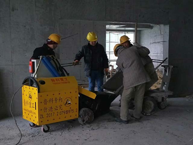 二次構造柱澆筑泵