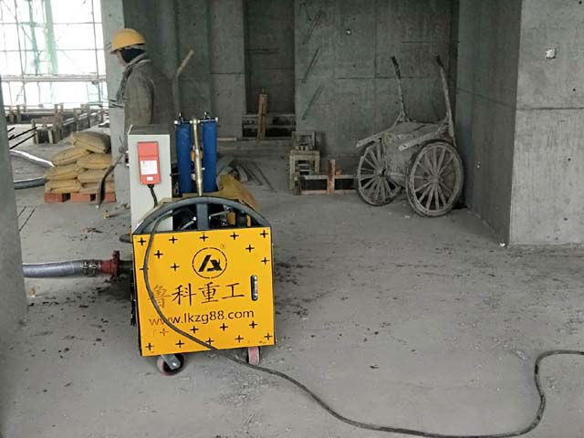 二次構造柱液壓澆灌泵